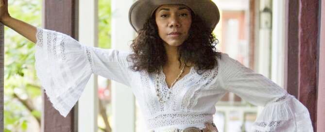 Martha Redbone promo photo