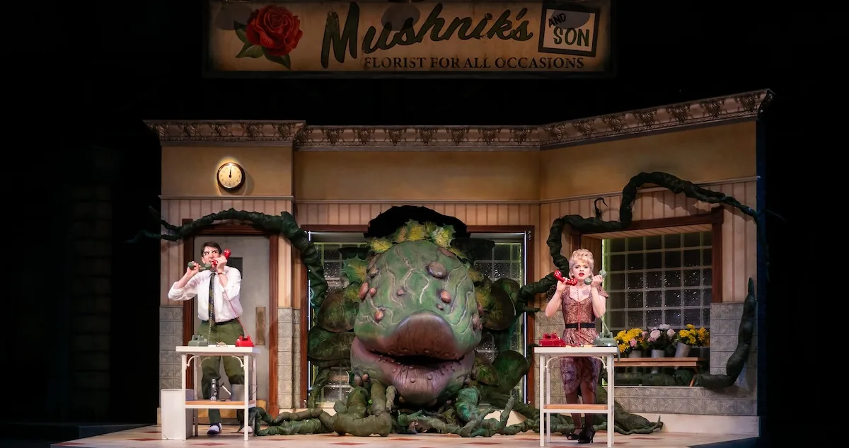 Flawless flora: ‘Little Shop of Horrors’ kills at Denver Center 3 actors onstage in a musical