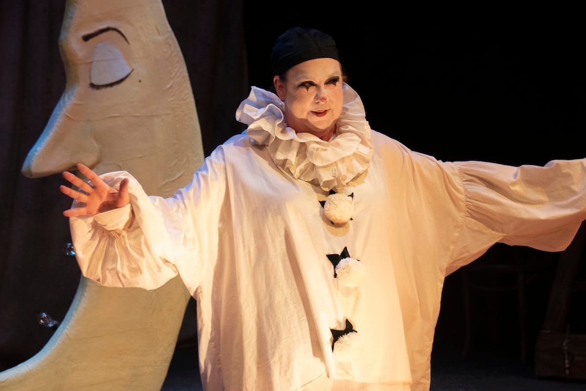 actor onstage in a play 