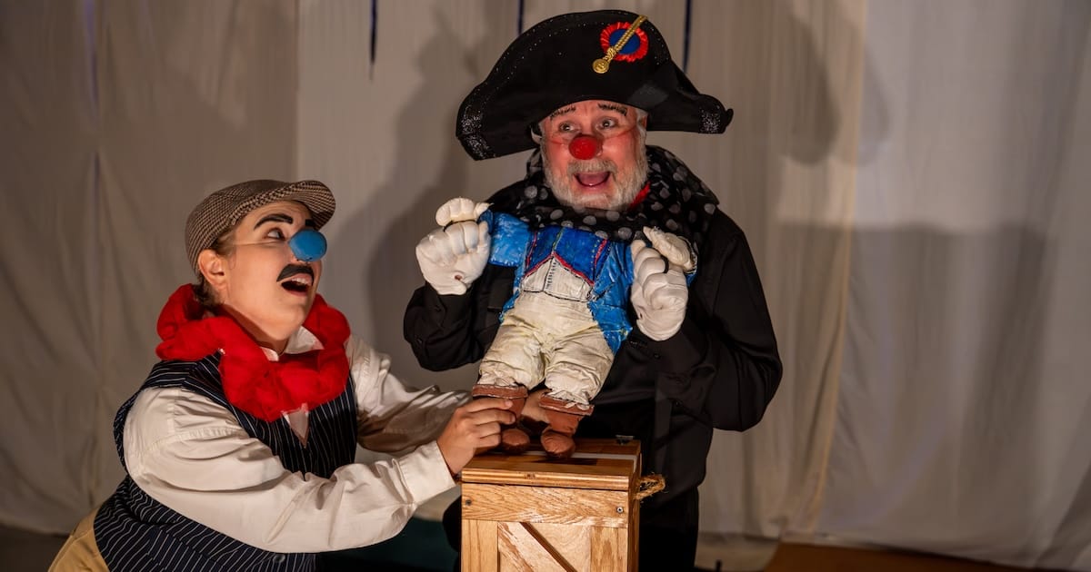 ‘The Comedy of Errors’ makes chaos look easy in Centennial 3 Two clowns perform a scene