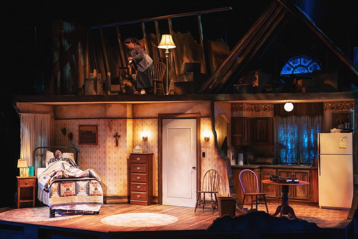 Kent and Wilke turn up the terror in Arvada Center's 'Misery' 2 actors onstage in a play
