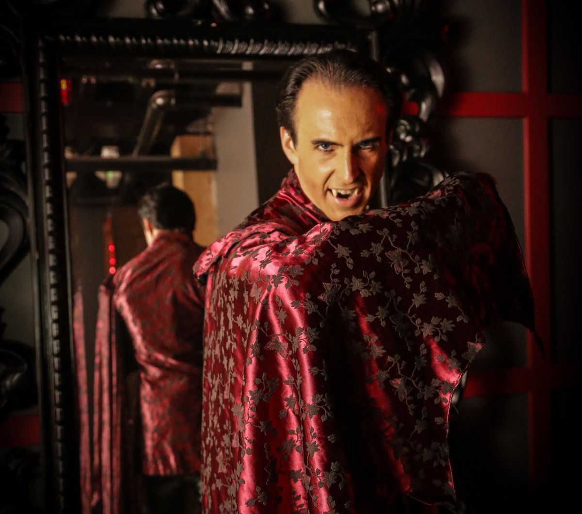 Evergreen Players’ ‘Dracula: A Comedy of Terrors’ a bloody funny romp 2 dracula