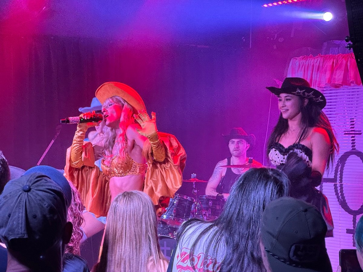 zolita onstage